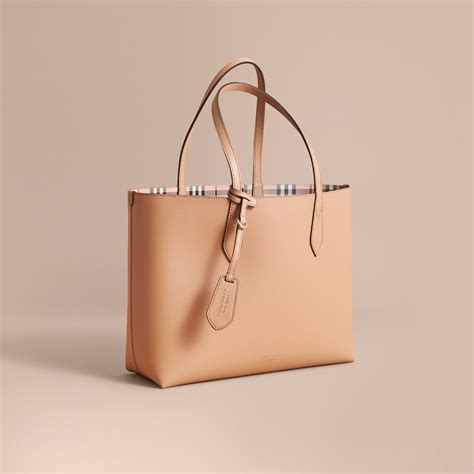 Burberry Banner Shoulder Bag Tote Camel Leather New